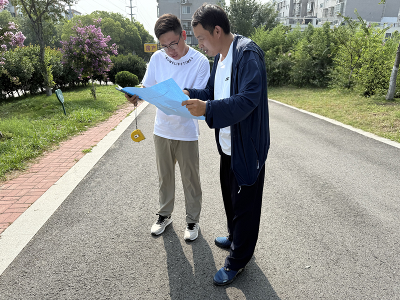 淮安洪泽审计：关注绿化管护情况 守护城市绿色生机_副本.jpg