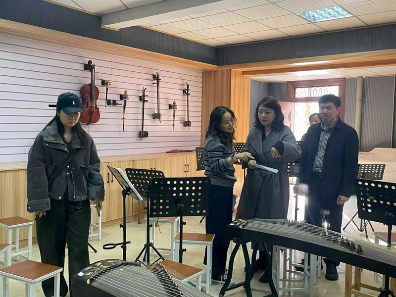 淮安市清江浦区审计局：“小切口”切入 推动学校音乐教育资源“大提升”_副本.jpg